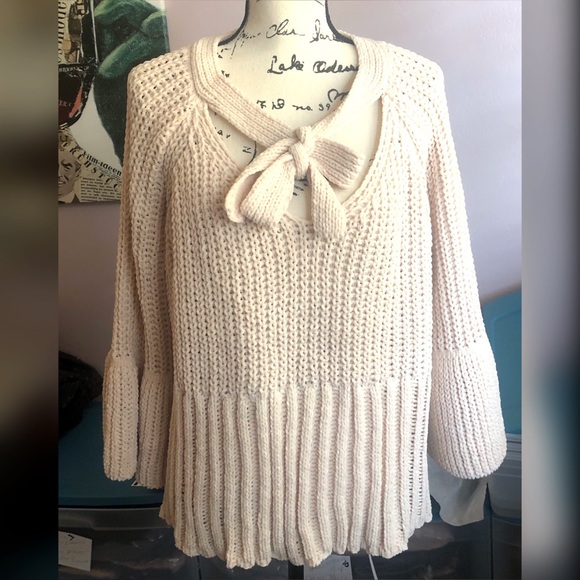 <LAST>Chenille V Neck Bow Tie Bell Sleeve Sweater - Picture 2 of 5